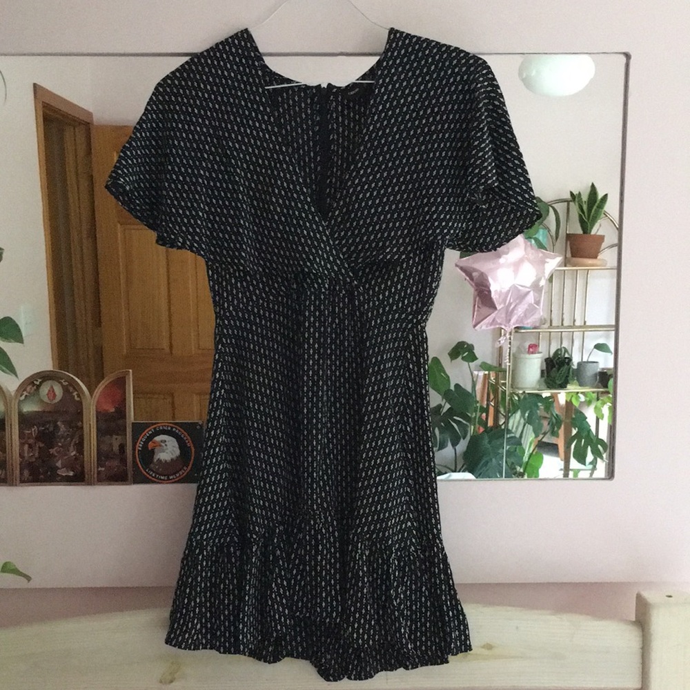 Black fluttery dress